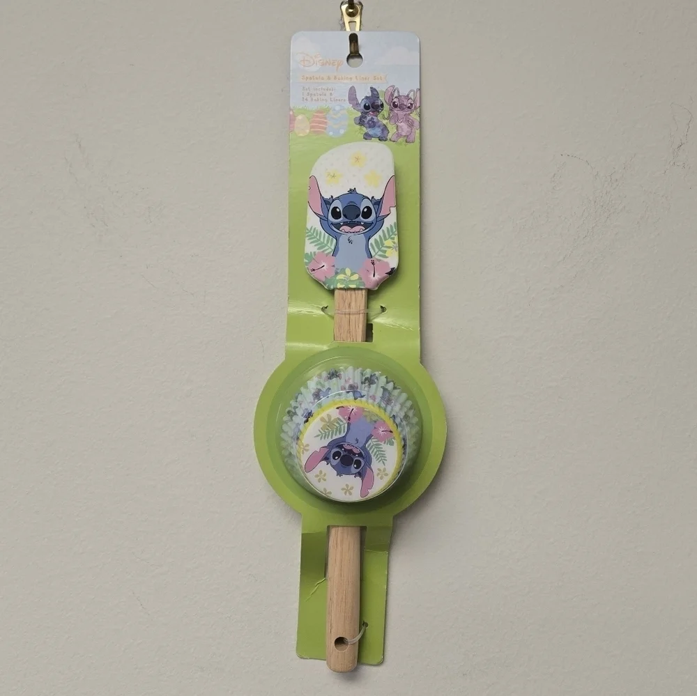 Disney Stitch Spring Floral Spatula & Baking Liner Baking Set